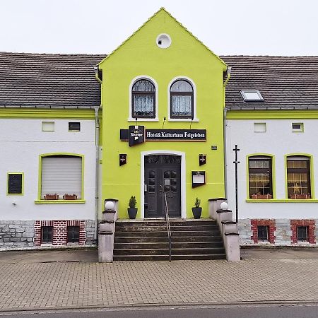 Schönebeck Hotel Kulturhaus Felgeleben מראה חיצוני תמונה