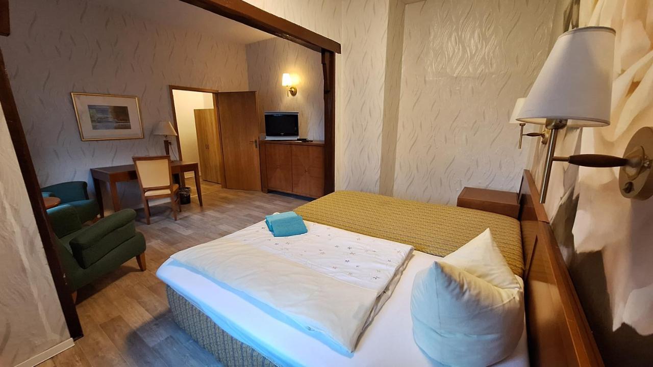 Schönebeck Hotel Kulturhaus Felgeleben מראה חיצוני תמונה